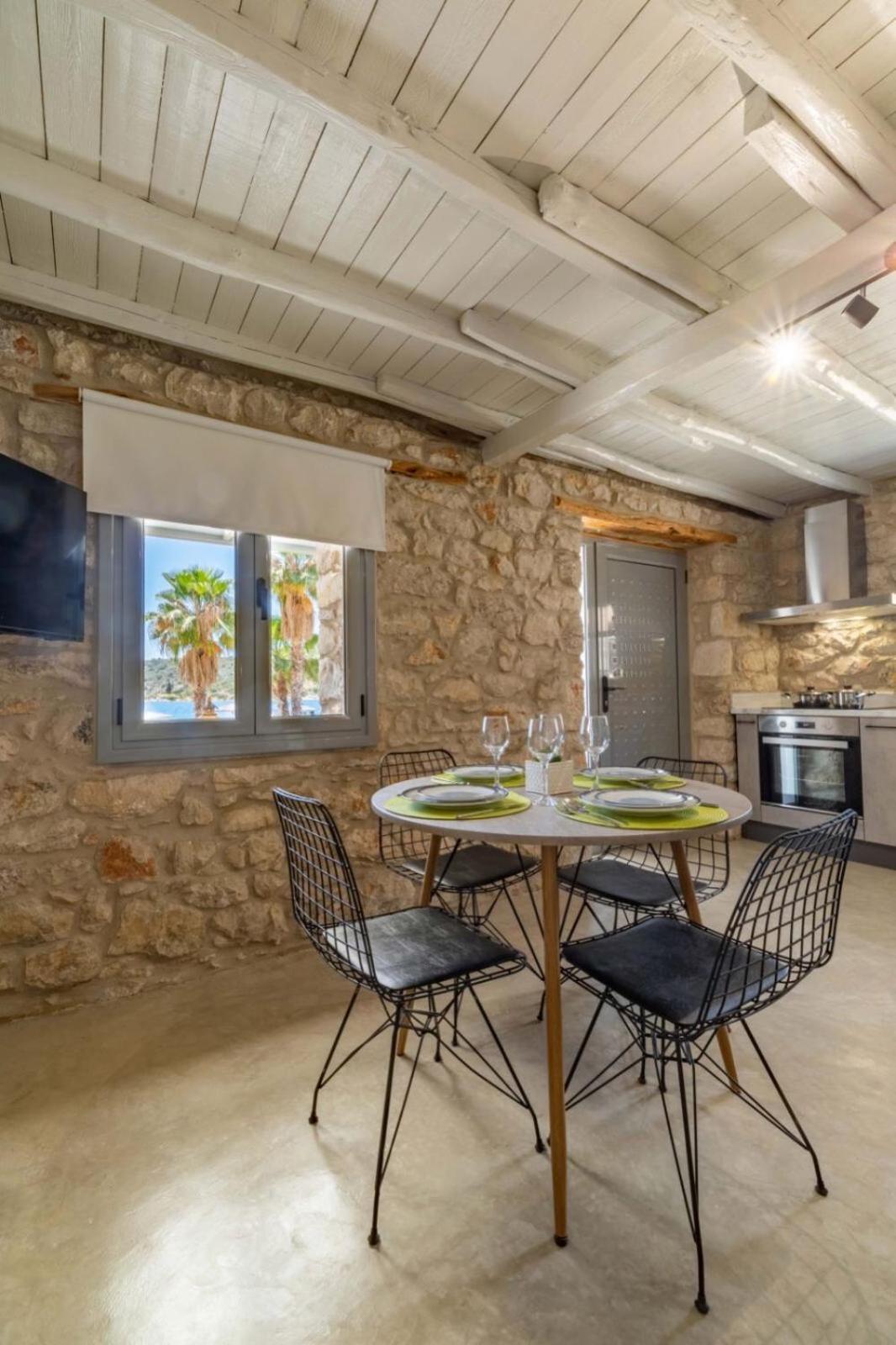 Vivari Stone House Extérieur photo